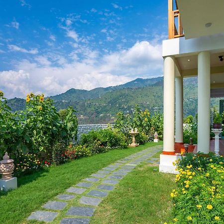 Stayvista At The Oakridge 4 Bhk Villa In Dharamshala With Jacuzzi & Balcony Chamba (Himachal Pradesh) Ngoại thất bức ảnh