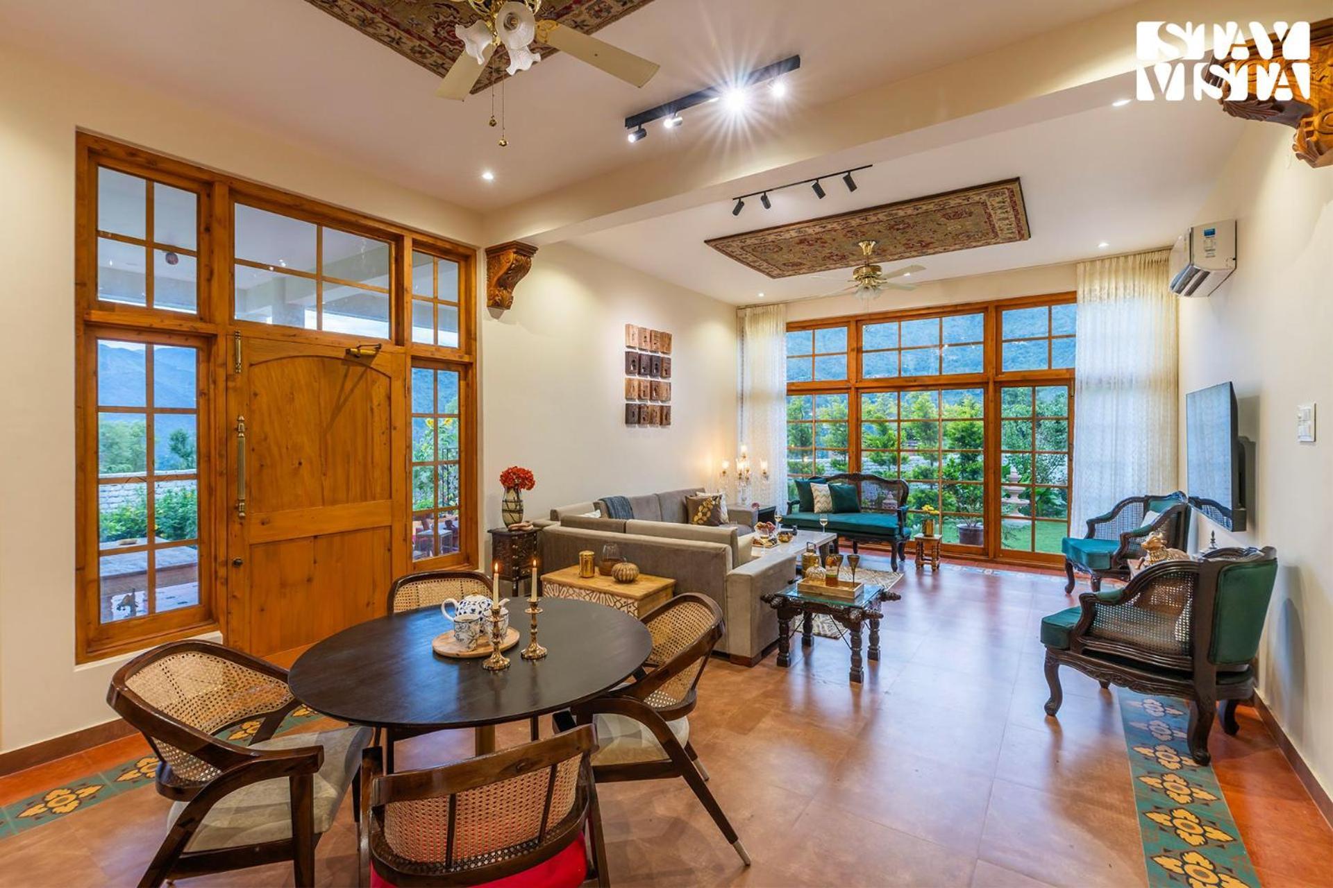 Stayvista At The Oakridge 4 Bhk Villa In Dharamshala With Jacuzzi & Balcony Chamba (Himachal Pradesh) Ngoại thất bức ảnh