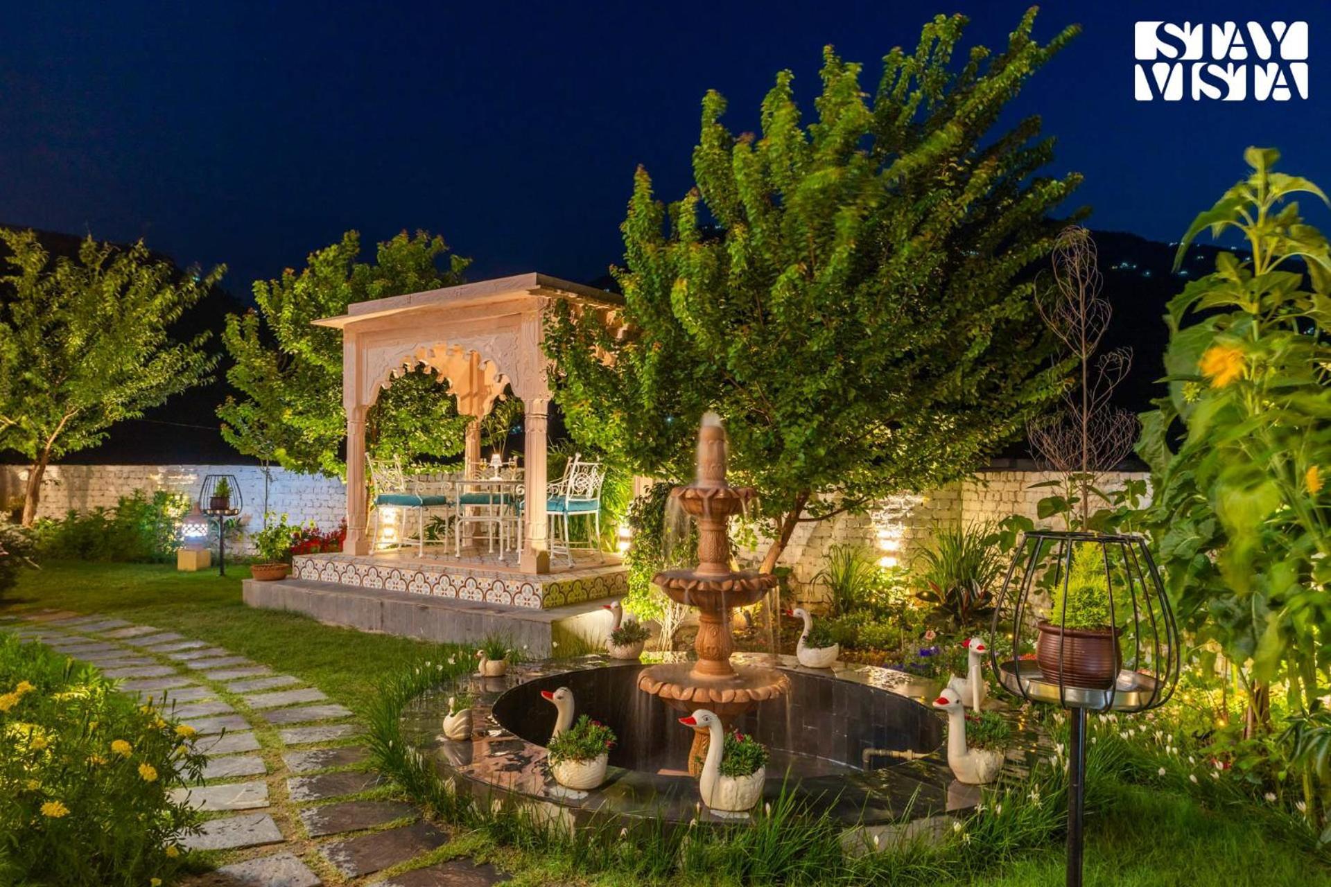 Stayvista At The Oakridge 4 Bhk Villa In Dharamshala With Jacuzzi & Balcony Chamba (Himachal Pradesh) Ngoại thất bức ảnh